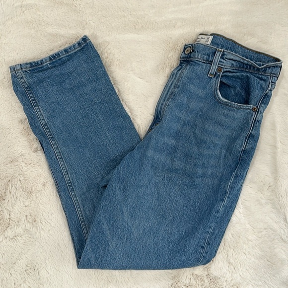 Abercrombie & Fitch The 90s Straight Ultra High Rise Jean size 14 - Picture 8 of 8